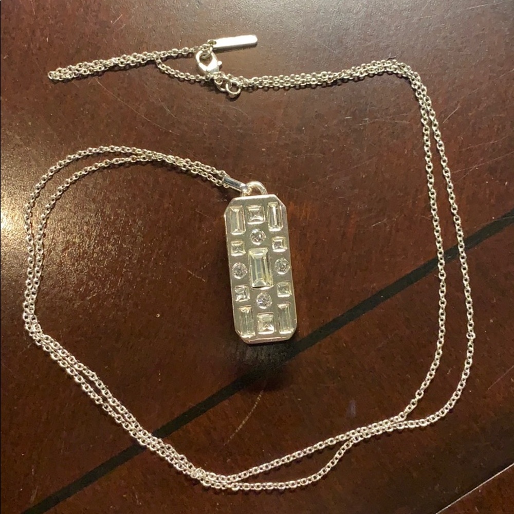 Necklace holder for original Fitbit